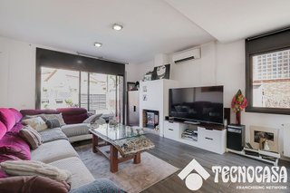 Casa pareada en venta en Terra Nostra en Montcada i Reixac