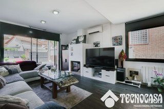 Casa pareada en venta en Terra Nostra en Montcada i Reixac