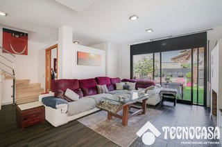 Casa pareada en venta en Terra Nostra en Montcada i Reixac