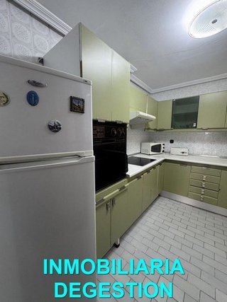 Piso en venta en Linares