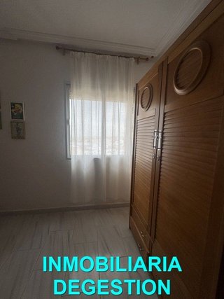Piso en venta en Linares