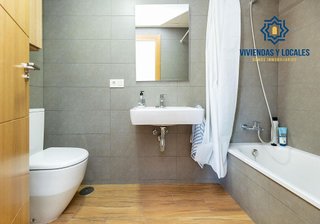 Piso en venta en Campus de la Salud en Granada