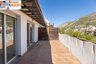 Piso en venta en Barrio de la Vega en Monachil