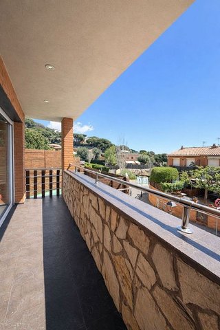 Casa pareada en venta en Sant Vicenç de Montalt
