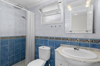 Casa adosada en venta en Los Naranjos - Las Brisas en Marbella