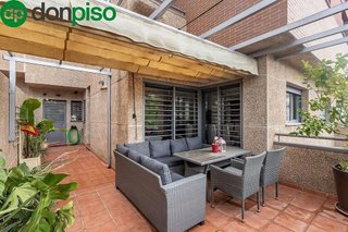 Casa adosada en venta en Zona Poniente en Armilla