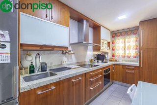 Casa adosada en venta en Zona Poniente en Armilla