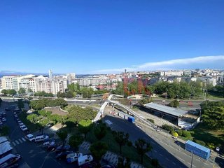 Piso en alquiler en Os Mallos - San Cristóbal en Coruña (A)