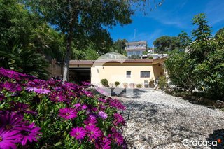 Chalet en venta en Argentona