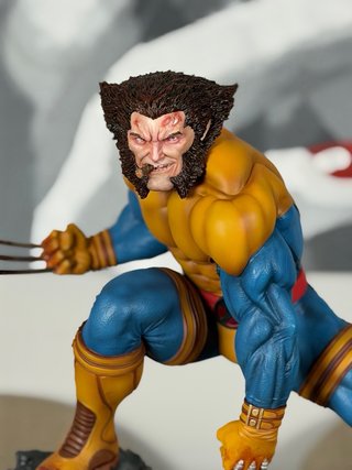 Figura Wolverine Uncanny Final Master