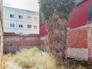 Terreno en venta en L'Alquenència en Alzira