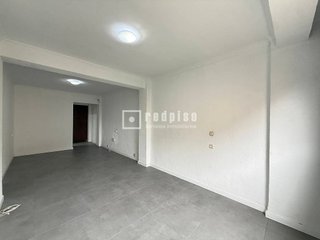 Piso en venta en La Luz - El Torcal en Málaga