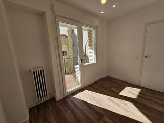 Piso en venta en Universidad - Los Lirios en Logroño