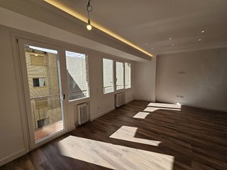 Piso en venta en Universidad - Los Lirios en Logroño
