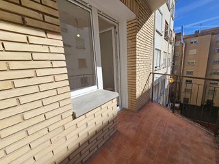 Piso en venta en Universidad - Los Lirios en Logroño