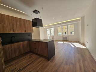 Piso en venta en Universidad - Los Lirios en Logroño
