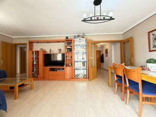 Piso en venta en Babel en Alicante