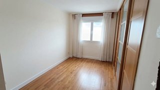 Piso en venta en Ares