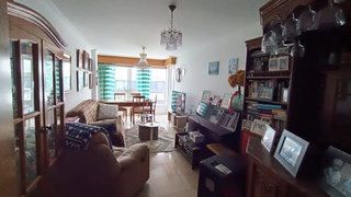 Piso en venta en Ares