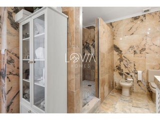 Piso en venta en Puerto Banús en Marbella