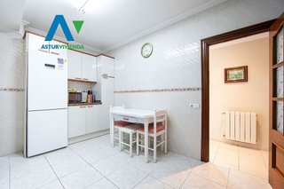 Piso en venta en Milán - Pumarín - Teatinos en Oviedo