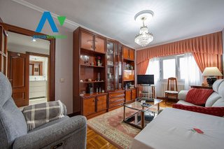 Piso en venta en Milán - Pumarín - Teatinos en Oviedo
