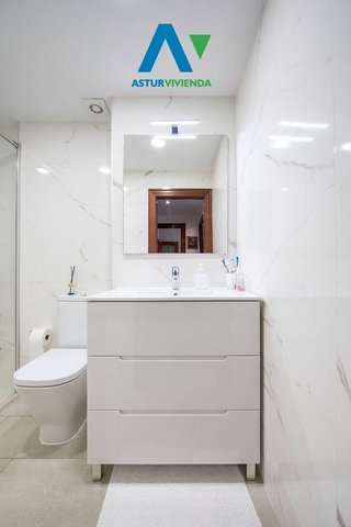 Piso en venta en Milán - Pumarín - Teatinos en Oviedo