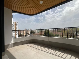 Piso en venta en Parque Mediterráneo - Santa Paula en Málaga