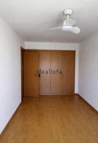 Piso en venta en Centro en Chiva