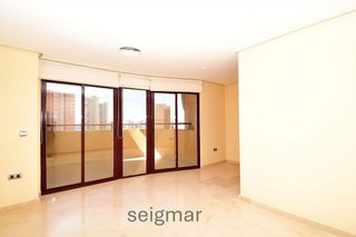 Piso en venta en Pueblo Levante en Benidorm
