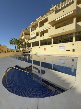 Piso en venta en Torrequebrada en Benalmádena