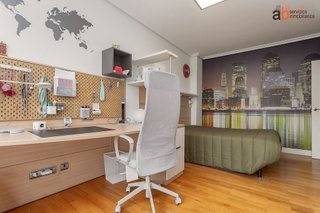 Piso en venta en Ermitagaña - Mendebaldea en Pamplona