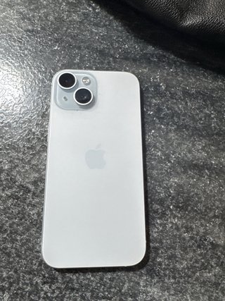iPhone 15 128GB