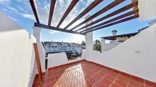 Casa adosada en venta en Los Naranjos - Las Brisas en Marbella