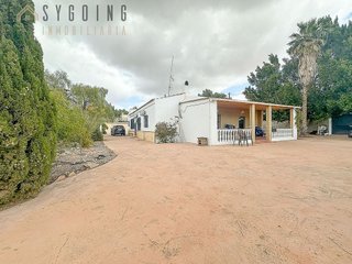 Chalet en venta en Crevillent