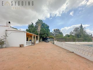 Chalet en venta en Crevillent