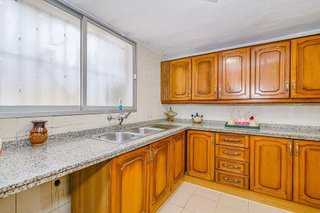 Chalet en venta en Zubia (La)