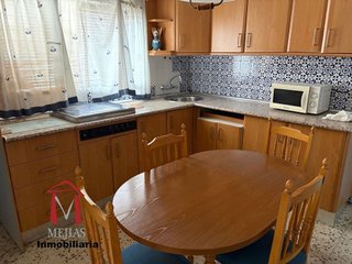 Casa en venta en Zona de Cueva de Menga en Antequera
