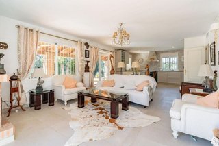 Chalet en venta en Coín
