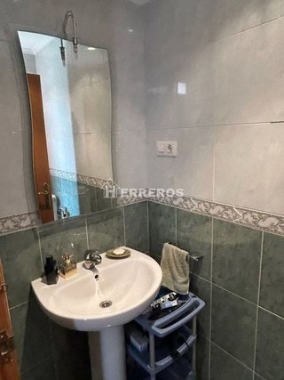 Casa adosada en venta en Portillejo - Valdegastea en Logroño