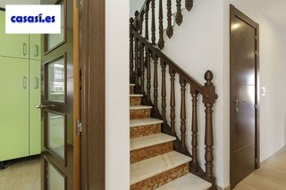 Casa adosada en venta en Zubia (La)