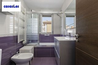 Casa adosada en venta en Zubia (La)