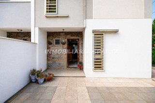 Casa pareada en venta en Umbrete