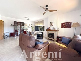 Chalet en venta en Palau-solità i Plegamans