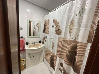 Piso en venta en Linares