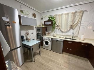 Piso en venta en Linares