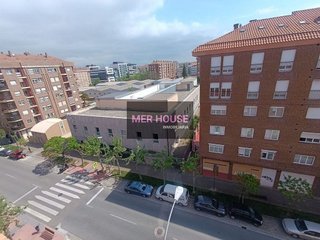 Piso en venta en Cascajos - Piqueras en Logroño
