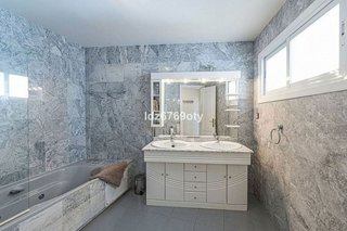 Piso en venta en Torrequebrada en Benalmádena
