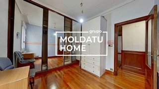 Piso en venta en San Pedro de Deusto-La Ribera en Bilbao