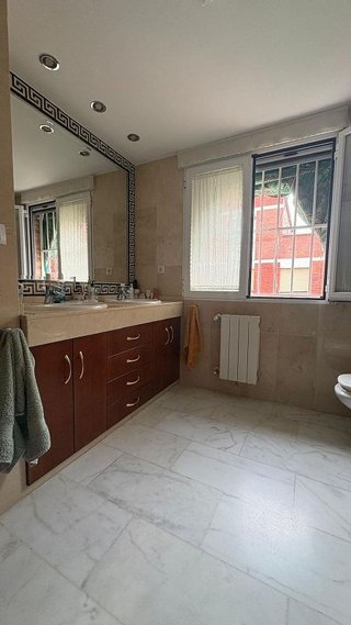 Piso en venta en Santa Rosa - Valdeolleros en Córdoba